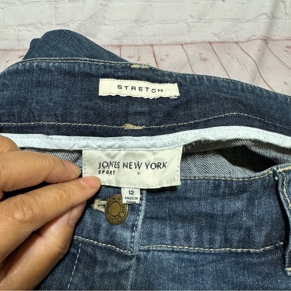 JONES NEW YORK SPORT Stretch Women’s boot cut Denim Jeans in size 12 EUC - Picture 11 of 12